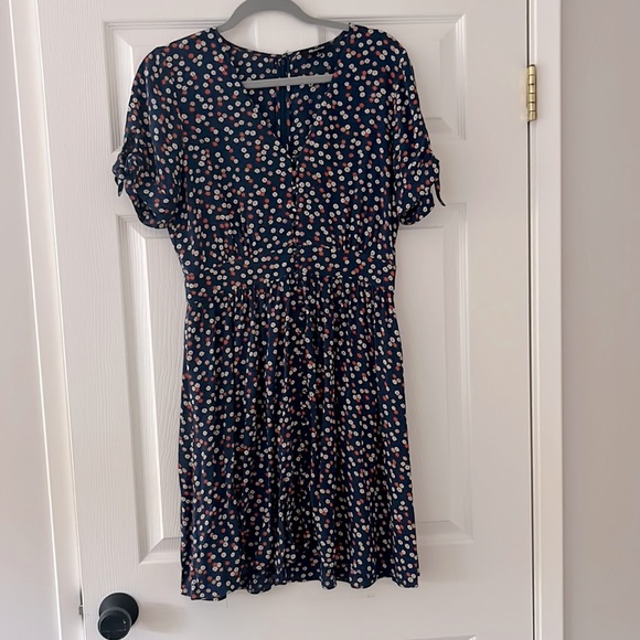 Madewell Button-Front Tie-Sleeve Retro Dress - Size 4 - Picture 2 of 5